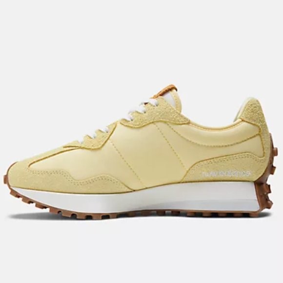 NEW BALANCE 327 Casual Womens Sneakers Shoes Maize White size 7 - Picture 6 of 9